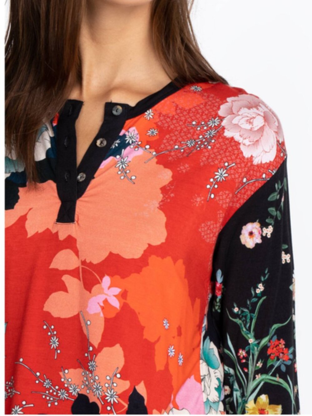 Johnny Was Tura Floral Henley Top Boho Bamboo Blend Blouse Art to Wear Large - Picture 6 of 7